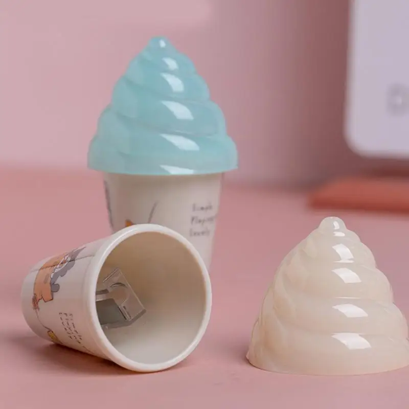 W89C Cartoon Manual Pencil Sharpener for Student Girl Boy School Children Reward