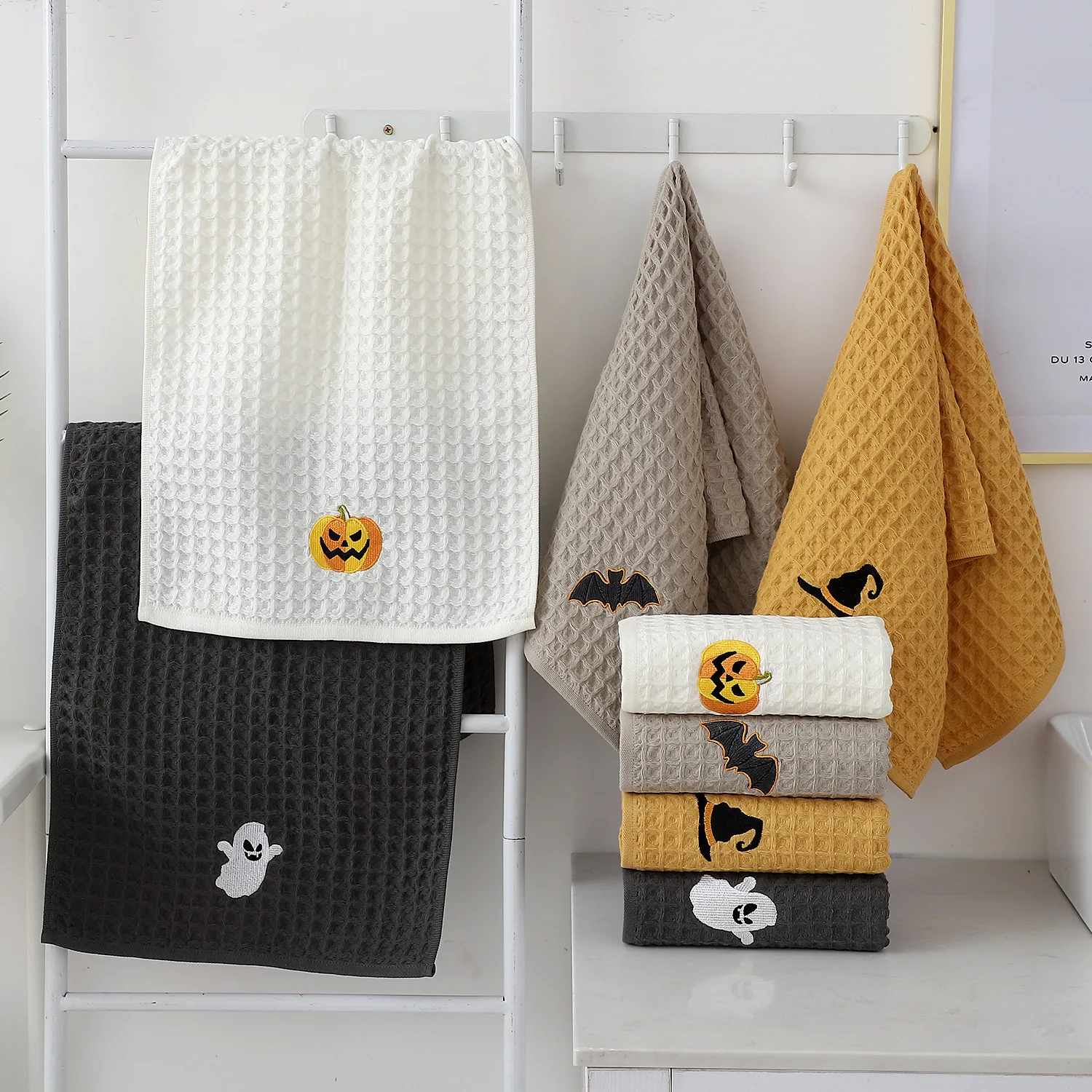 35X80Cm Waffle Cotton Towel Halloween Theme Embroidery Towel Plaid Skin-Friendly Absorbent Soft Home Bathroom Outdoor Can Be