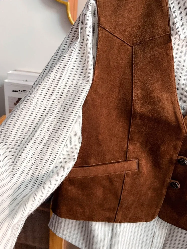 سترة كلاسيكية من جلد الغزال ملابس خارجية للنساء لربيع 2025 فضفاضة على شكل حرف V وسادة كتف ملابس علوية ذات ملمس عالي الجودة