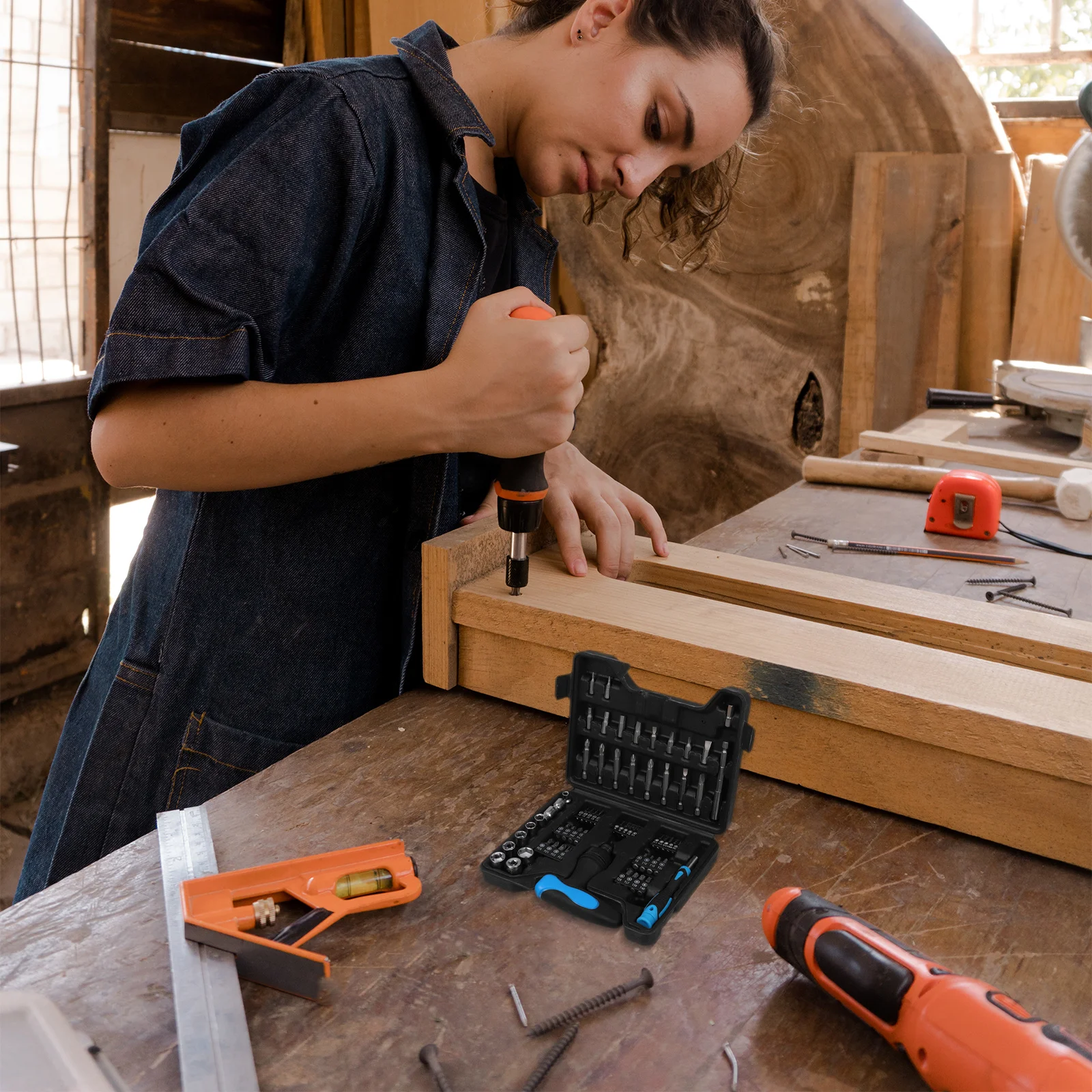 ชุดไขควงพร้อมด้ามขันแบบมีฟันเฟือง 63 ชิ้น ชุดเครื่องมือซ่อมแซมบ้านแบบพกพาอเนกประสงค์ พร้อมหัวแบนและหัวหกเหลี่ยม