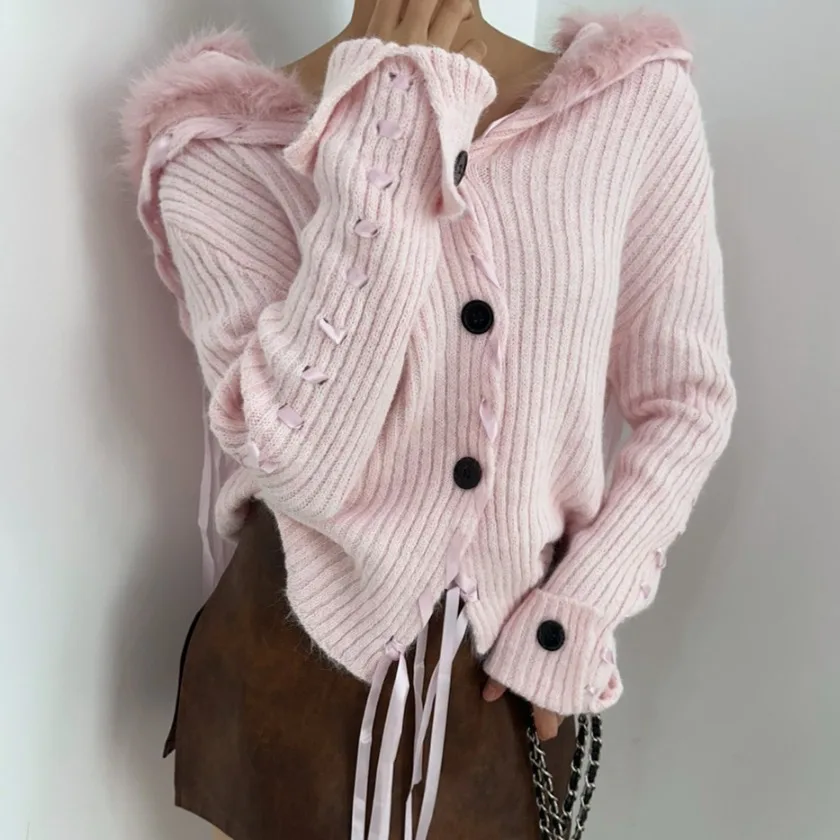 Koreańska dzianinowa kurtka damska z paskiem lub długi sweter z dużym futrzanym kołnierzem, łączona, jesienno-zimowa modna bluzka.