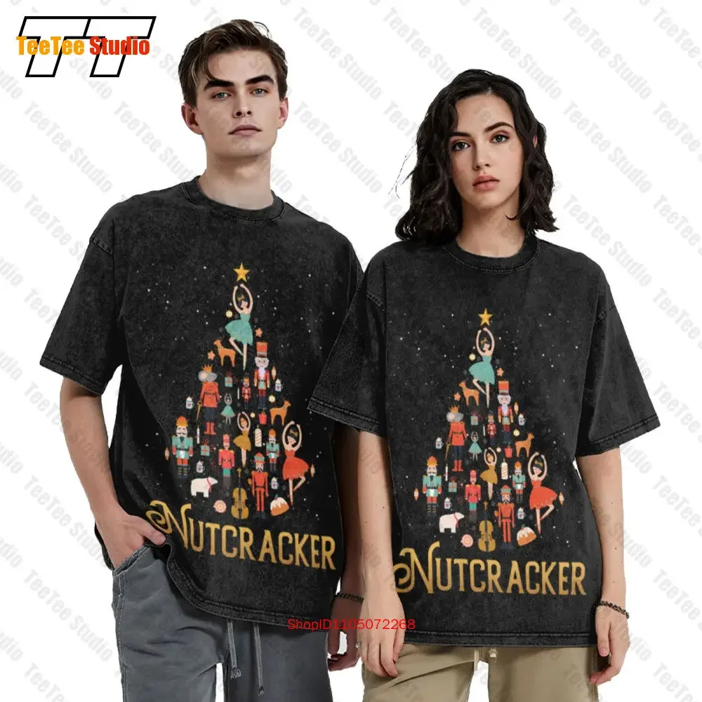 Nutcracker Christmas Tree Xmas Vintage Oversized T-Shirt U1SE
