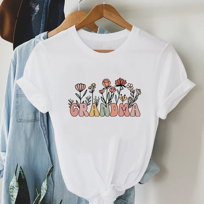 Retro Grandma Floral T-shirt Boho Wildflower Best Grammy Gift Tshirt Camiseta Cute Grandma Life Appreciation Tee Shirt Top