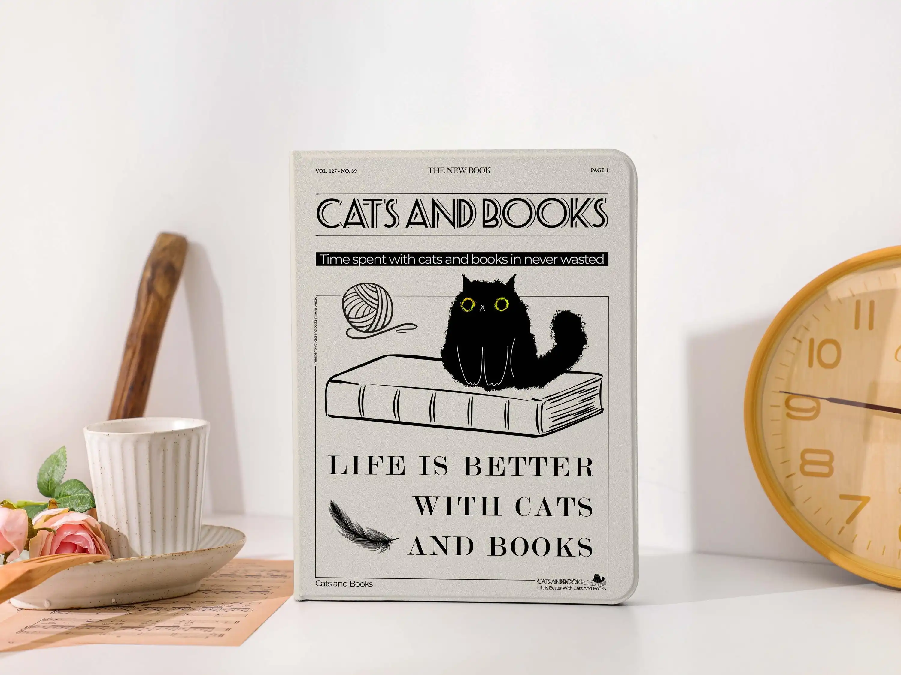 

Cat and Book iPad Case for Apple iPad 9.7" 10.2" 10.5" 11 inch iPad Air 6 5 4 iPad Mini 7/6/5 iPad Pro 2022 2021 2020