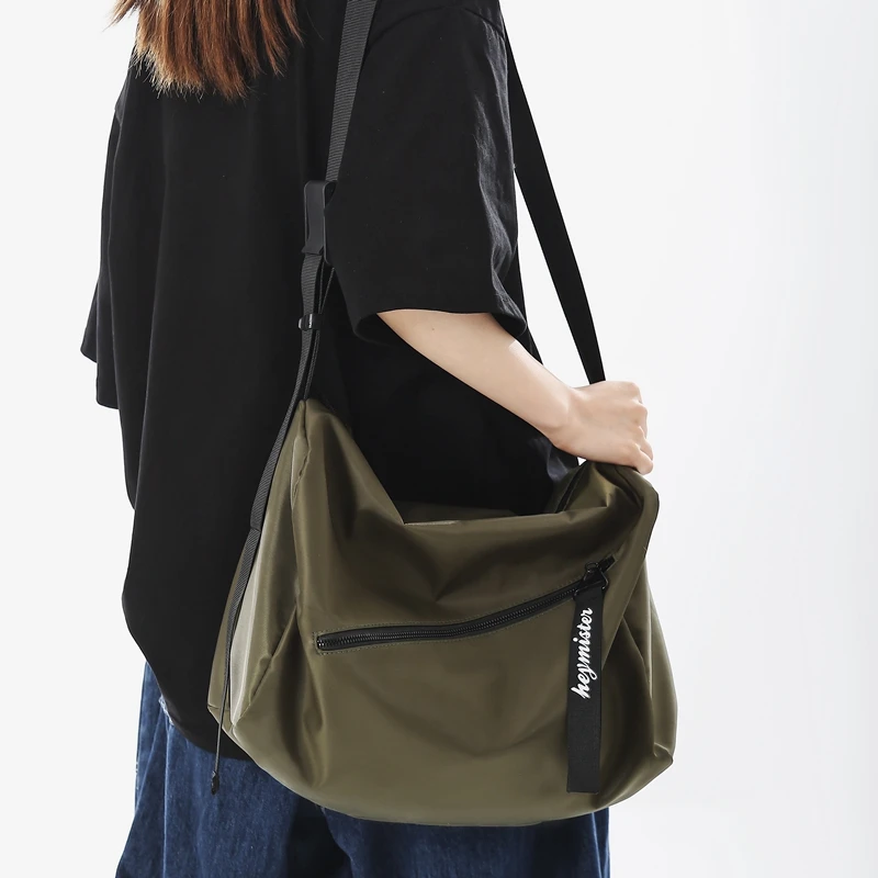 

Tiptoegirls Shoulder Bag Casual Sports Style Women Totes Bag Solid High Quality Nylon Fabric Shoulder Messenger Bag Black Green