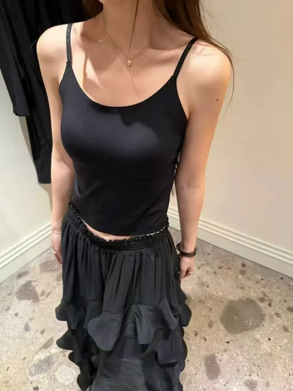 

Женское нижнее белье Lilian Puff: простое, облегающее, с короткими бретелями, без спинки, с круглым вырезом, повседневное, летнее, базовое, однотонное