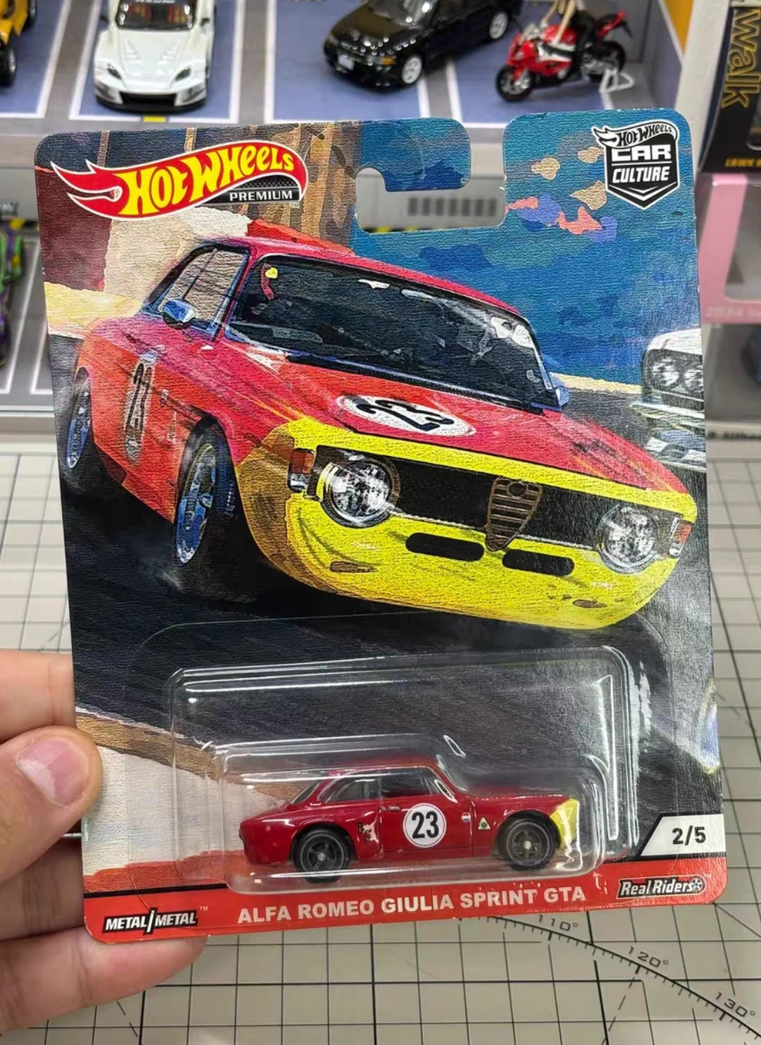 Hot Wheels Premium Car Culture - Model Kit Alfa Romeo reseña y precio