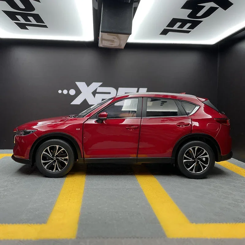 MAZDA-Coche de CX-5 SUV de aleación, vehículo de juguete de Metal fundido a presión, colección de alta simulación, Decoración, regalo para niños, 1:18