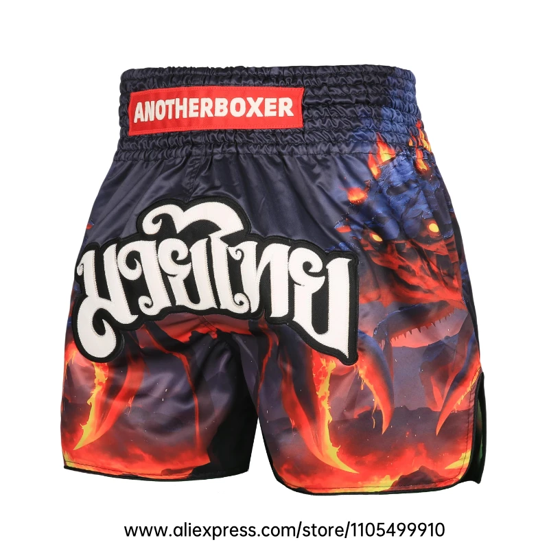 Unisex Flame Muay Thai Shorts aus Satin mit Grafik, Kickbox-Kampfshorts mit elastischem Bund, Boxshorts für MMA-Sparring, Training und Kampfsport