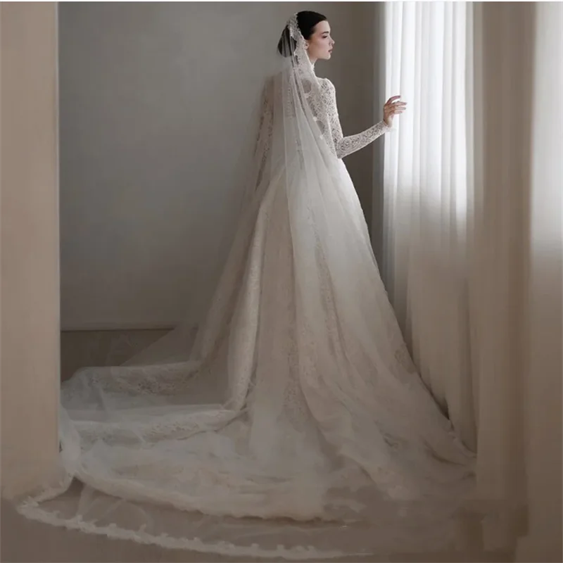 Saudi White  Wedding Dress High Neck Customized Full Sleeves Court Train Vestido De Noiva Arabian Lace Bridal Gown A Line Design