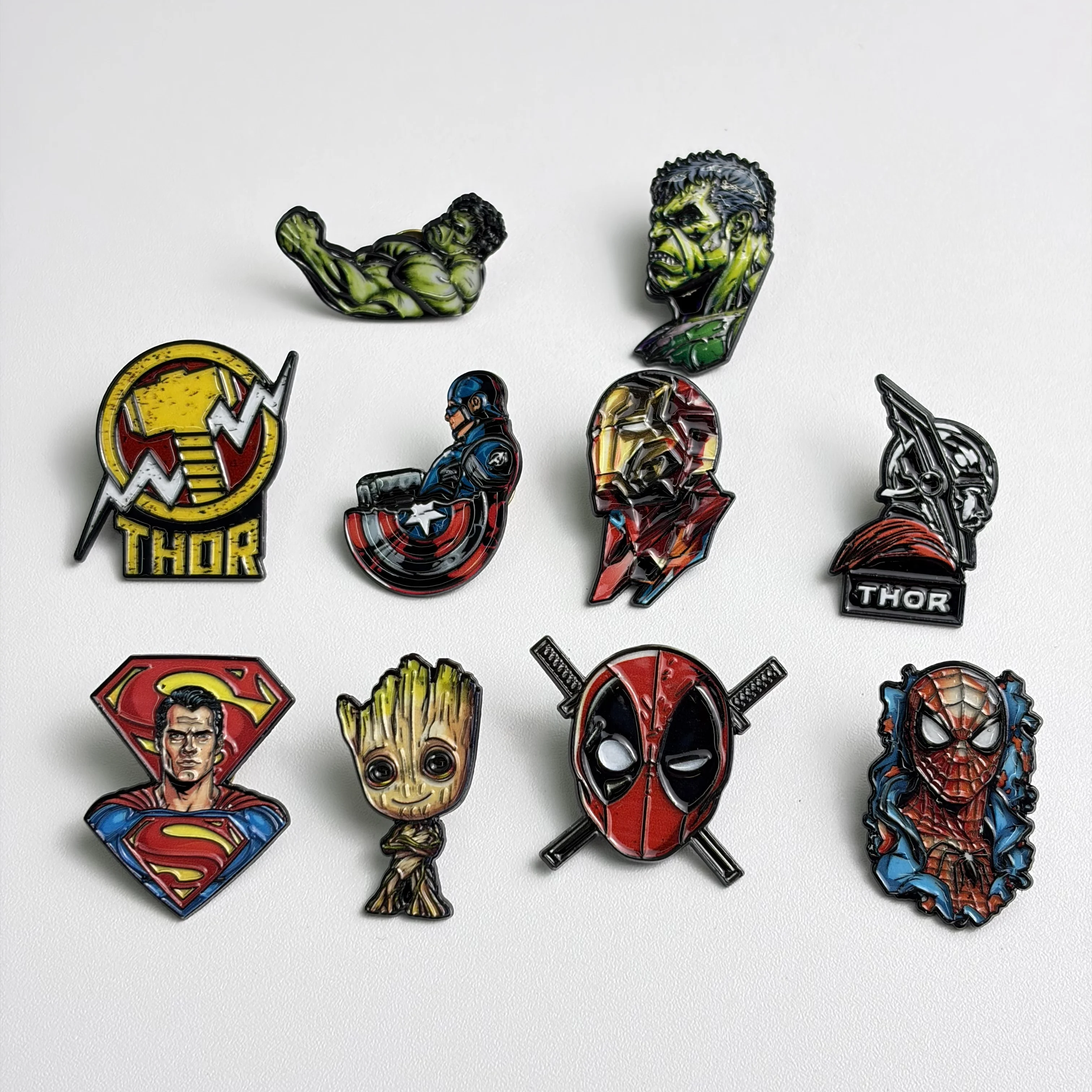 Cartoon-Anime-Abzeichen, lustige Comics-Emaille-Pins, niedliche Metall-Kragenpins, Broschen, Schmuck, Reversnadeln, Schmuckkollektion, Geschenke für Freunde