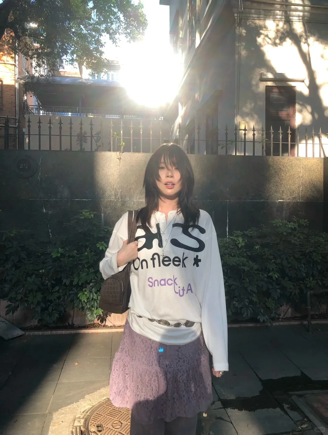 Genayooa Harajuku تي شيرت مطبوع المرأة كم طويل فضفاض بلايز عادية Y2k خمر الجرونج القمم اليابانية 2000s الشارع الشهير بلايز
