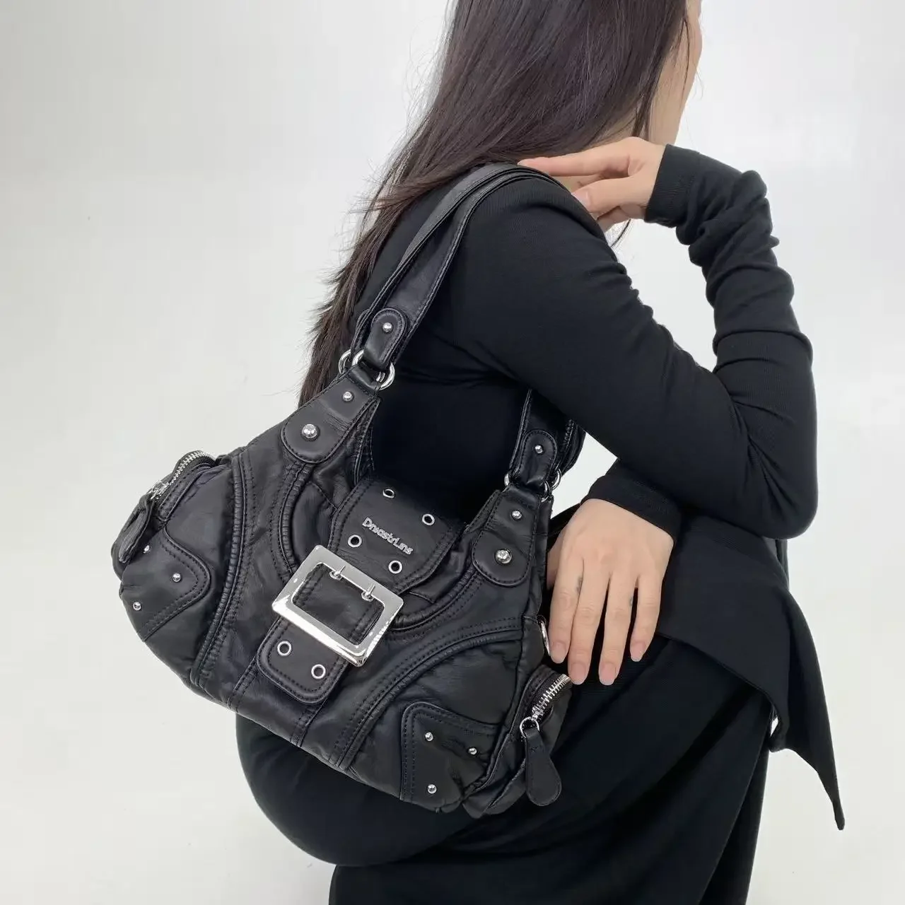 Y2K Millennium Hot Girl с заклепками, мотоциклетная сумка с несколькими карманами, персонализированная уличная сумка через плечо в стиле ретро