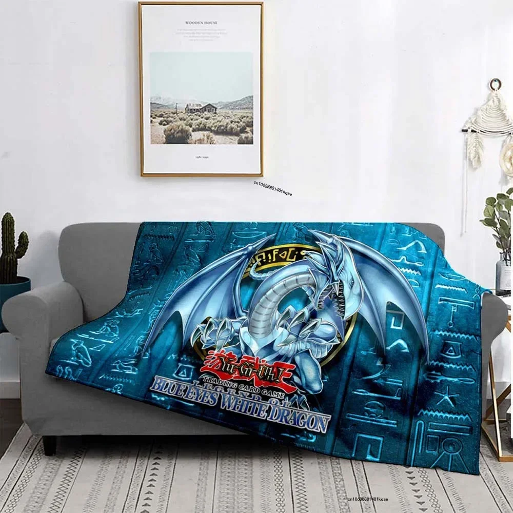 Anime Yu Gi Oh Card Yugioh coperta da tiro occhi azzurri drago bianco Anime cartone animato morbido peluche coperta camera da letto copriletto