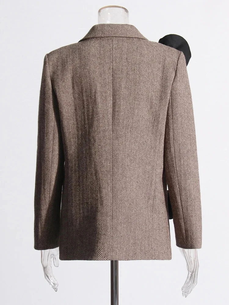 TWOTWINSTYLE Solide Tempérament Blazers Pour Femmes Col Cranté Manches Longues Patchwork Appliques Designer Élégant Blazer Femme