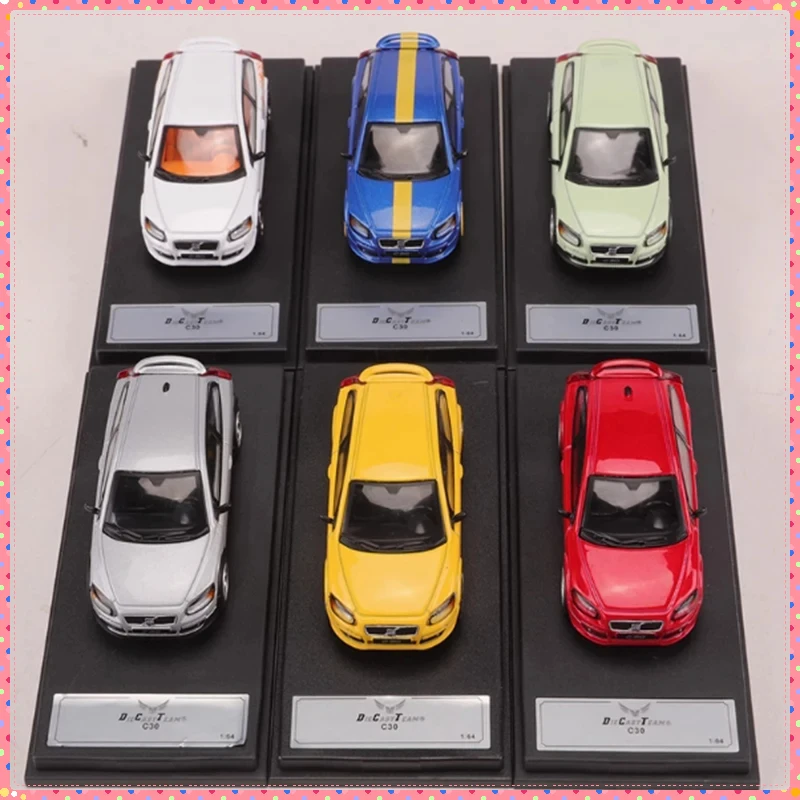 DCT Diecast 1:64 مقياس C30 سبيكة محاكاة نموذج سيارة جمع عرض لعبة مزخرفة هدية