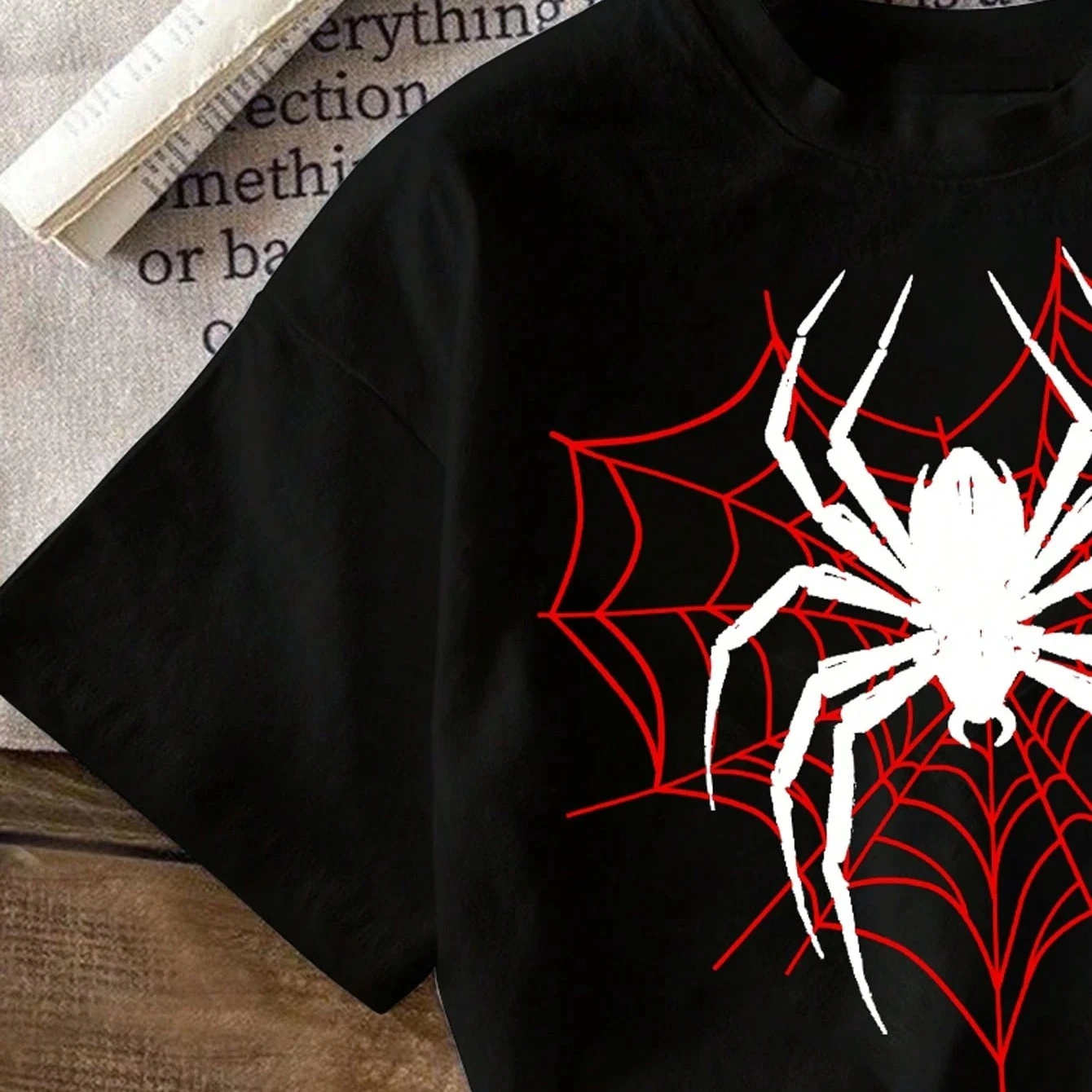 Y2K Retro Spider Graphic Round Neck Short Sleeve Casual T-Shirt Oversized Cotton Top Harajuku Summer Women Clothes Top