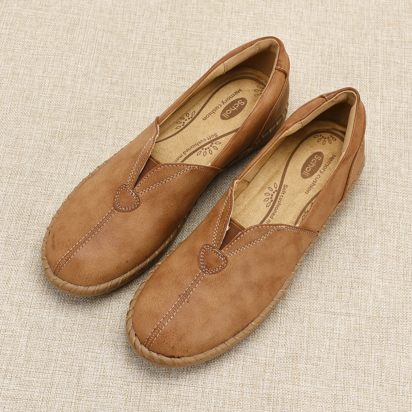 Comfortable Thick Bottom round Head Design Mom Shoes Easy to Wear Low Heel Soft Sole Bean Bean Shoes for Middle Aged Women
