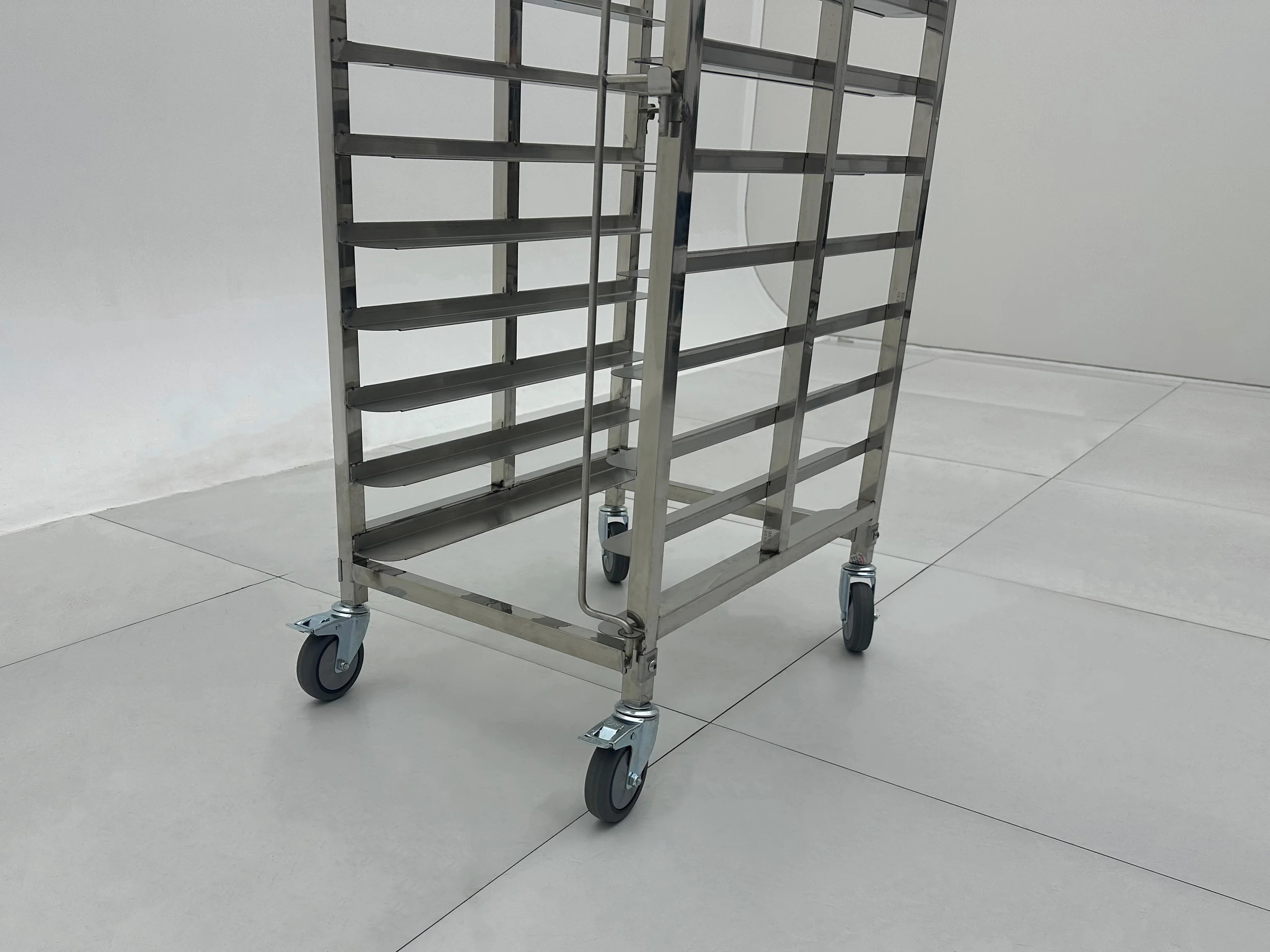 Stainless Steel 12-Tier Commer - Commercial Kitchen Parts & Service recension och pris