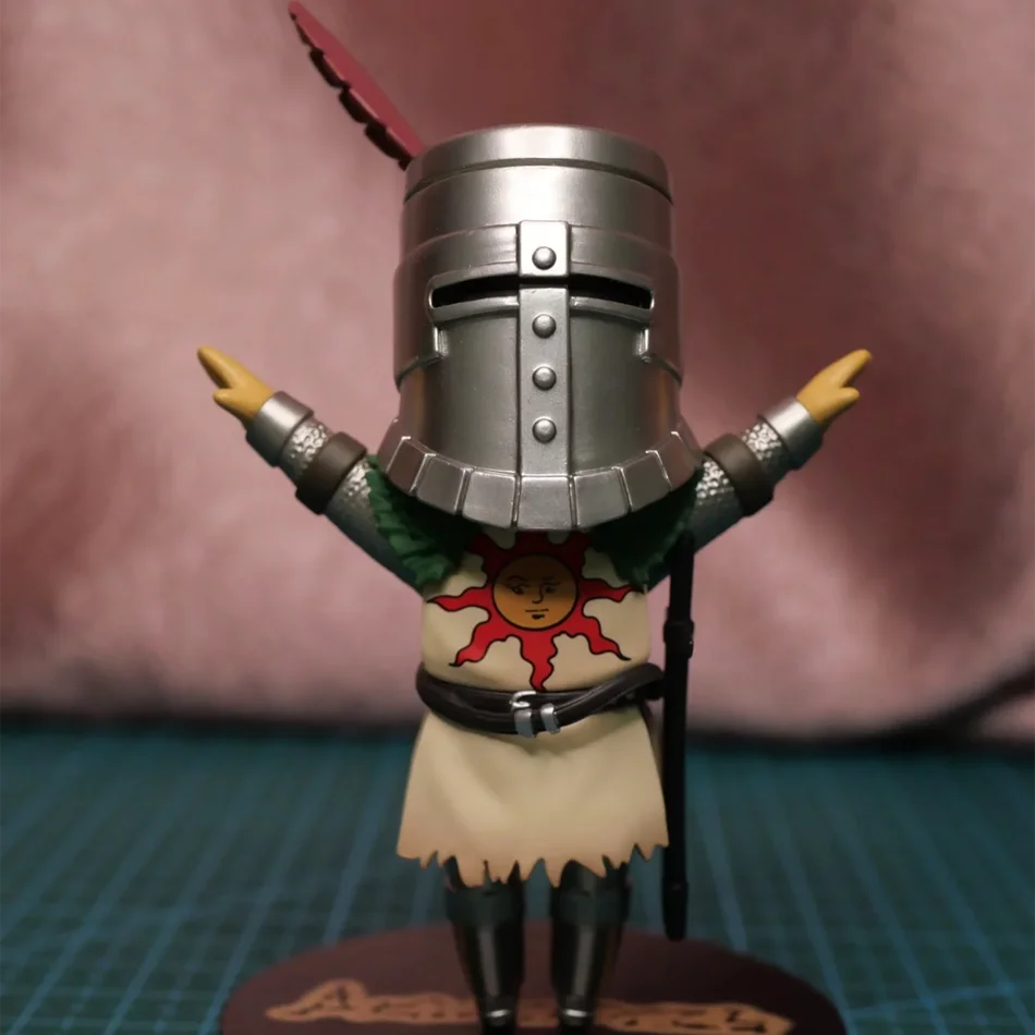 Dark Souls Anime Figure - Siegward the Fire Keeper Solaire Artorias Ornstein PVC Collection Model Doll Toy view 4