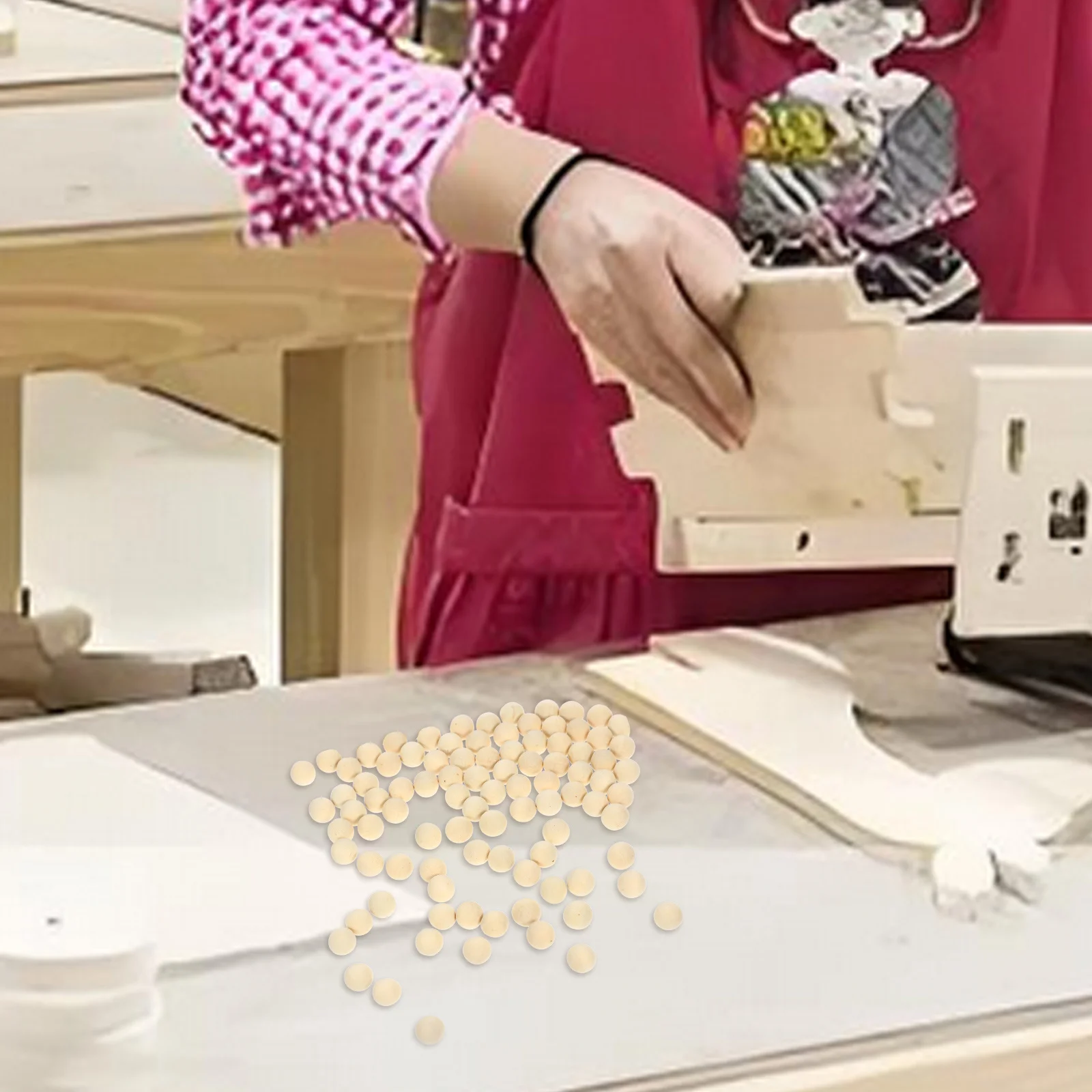 100Pcs Round Wooden Balls Unfinished Wood Ball for Crafting DIY Projects Decorative Wood Balls for Creative Crafts