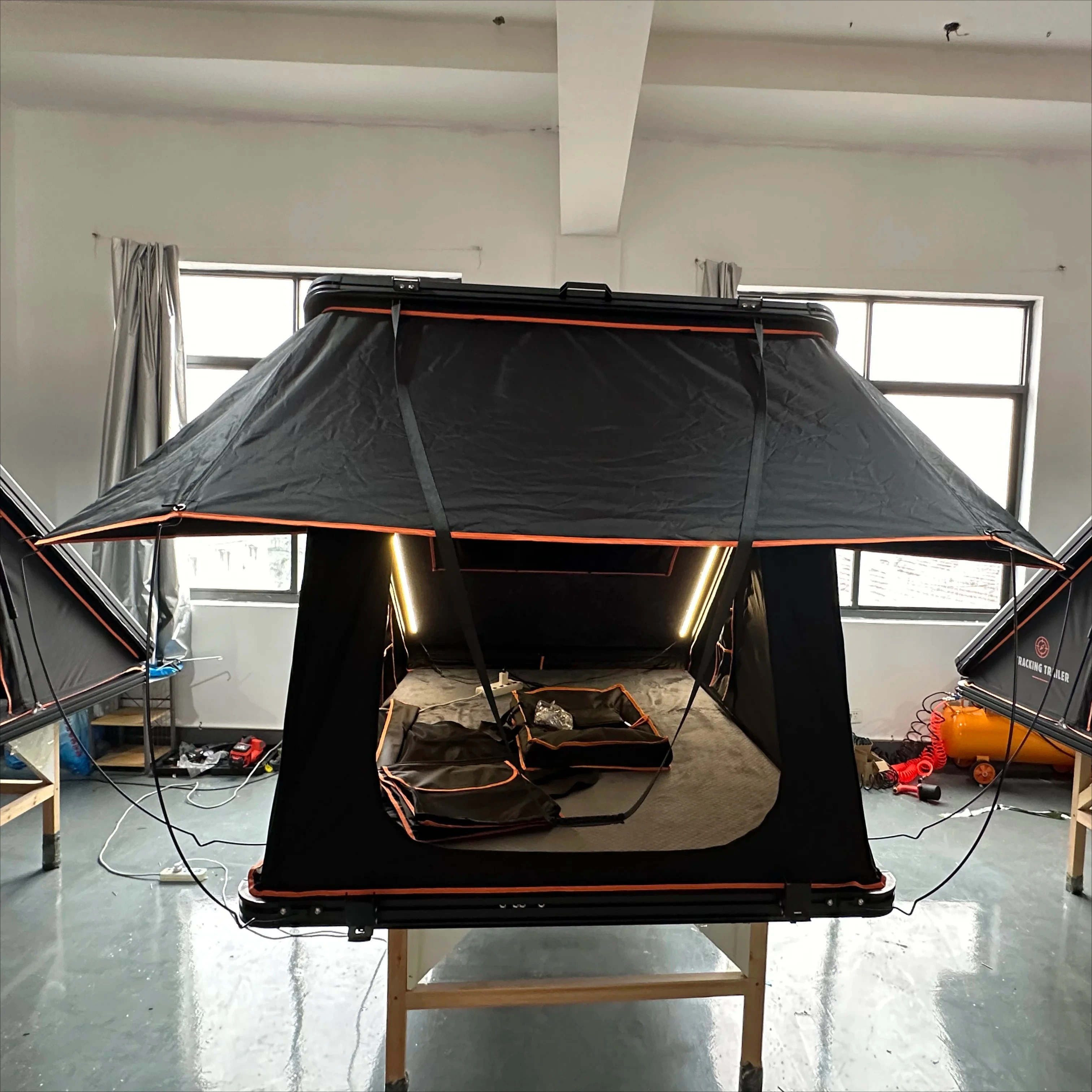 Quality Overland Car Multi Angle Awning Pop up Aluminum Triangular Hard Top Roof Top Tent,Customization