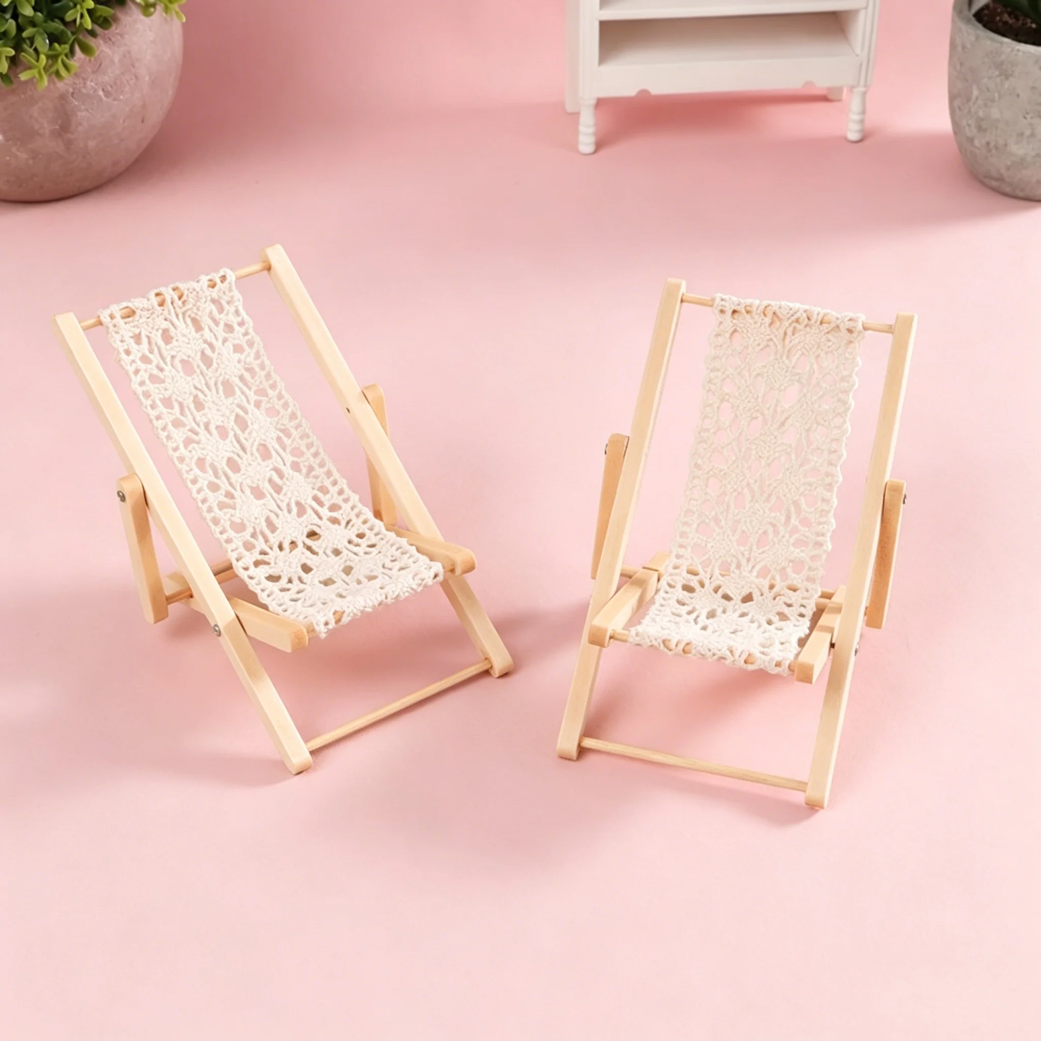 1:12 Scale Dollhouse Mini Foldable Lounge Chair, Simulation Deck Chair Accessory for Outdoor Scene Decor