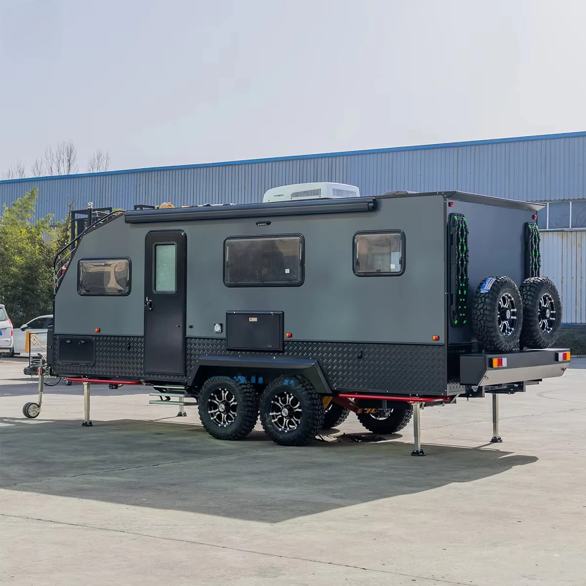 Commercial Grade Travel Trailer Spacious Towable Camper RV Caravan 6 Berth Mobile Accommodation for Camping