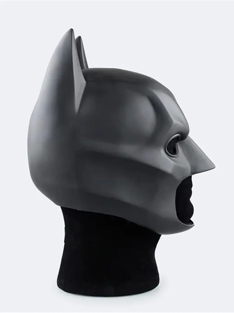 

Bats 1:1 Reduction Full Face Helmet The Dark Knight Bruce Wayne Joker Cosplay Masks Soft PVC Latex Mask Halloween Party Props