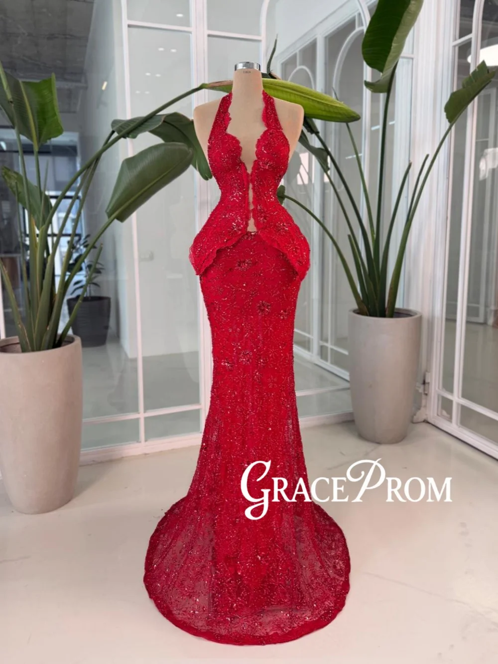 

Red Beaded Lace Corset Evening Dress Sexy Halter Mermaid Long Wedding Party Gowns Customized Opulent Dreamy Banquet Gowns