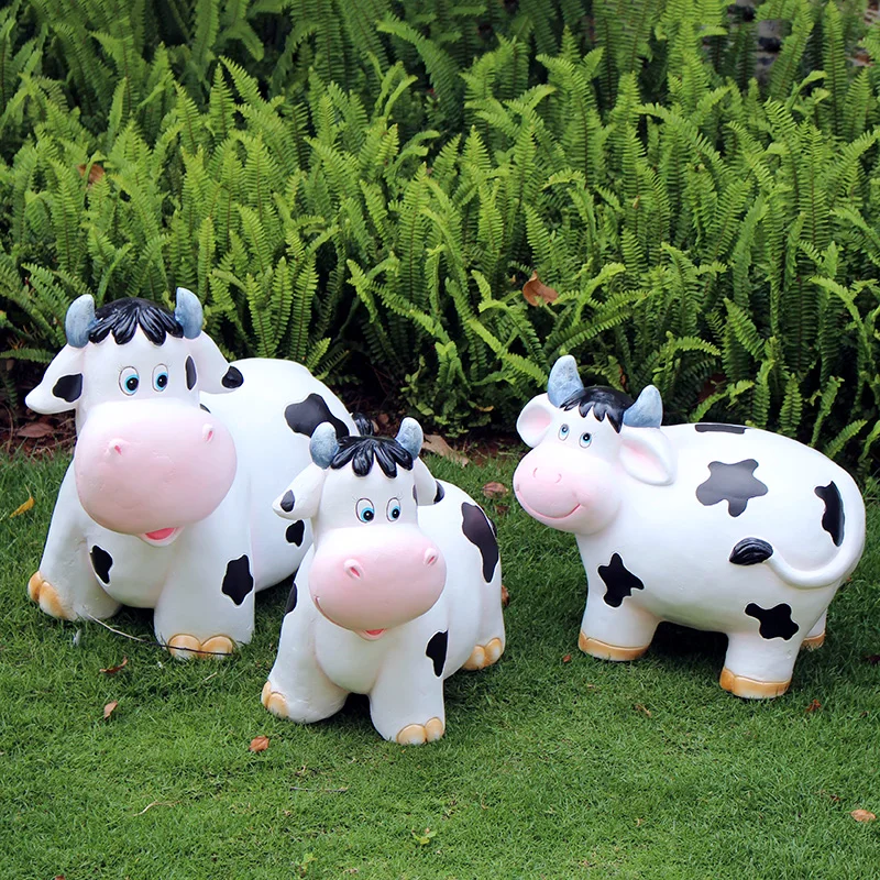 Resin cartoon cow ornament outdoor garden art ornament animal model garden ornament