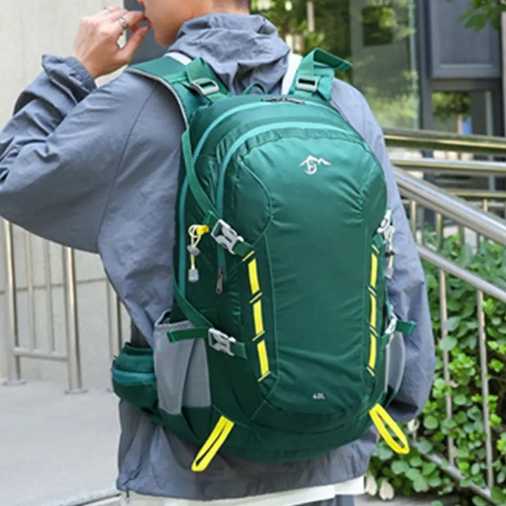 40L Mountaineering Backpack Multi-Color Large Capacity Hiking Backpacks Stitching Waterproof Sports Knapsack Camping
