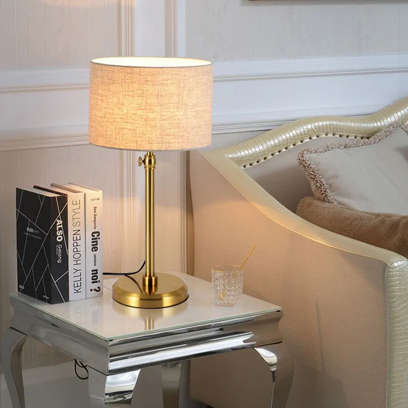 

American Fabric Metal Table Lamp Luxurious Decorative Lamp For Living Room And Bedroom Retro Sofa Bedside Vertical Desk Lamp
