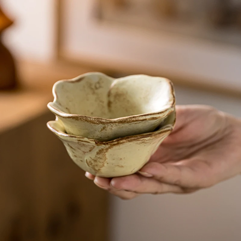 Hand Pinched Stoneware Sauce Dish Vintage Floral Shape for Dipping Condiments Dessert Home Kitchen Tableware Plate Bowl Salad