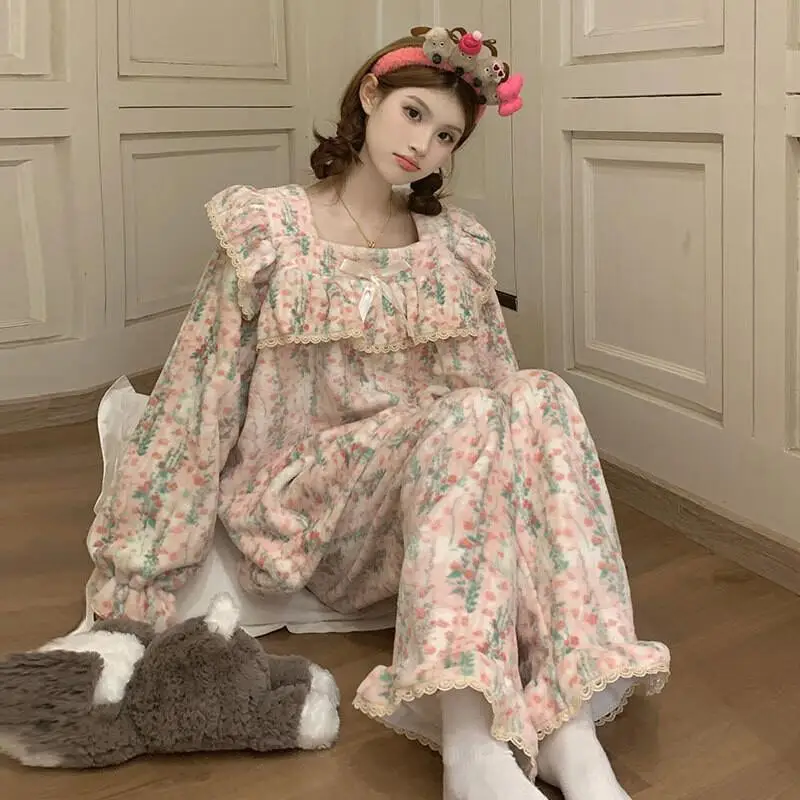 

Горячий теплый и утолщенный с милым флисом для ношения на улице, новый фланелевой комплект с цветами, коралловая одежда для сна для женщин, осень-зима