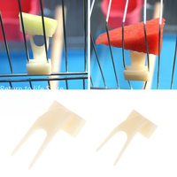 Pet Feeding Accessories 1Pcs Birds Parrots Fruit Fork Pet Supplies Plastic Food Holder Feeding on Cage Pet Supplies