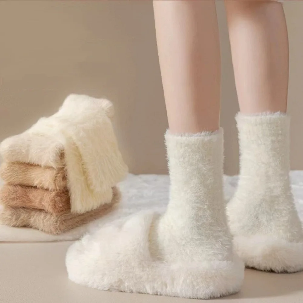 

Comfortable Thickened Winter Socks Keep Warm Solid Color Fur Socks Mid-Calf Women's Socks Autumn