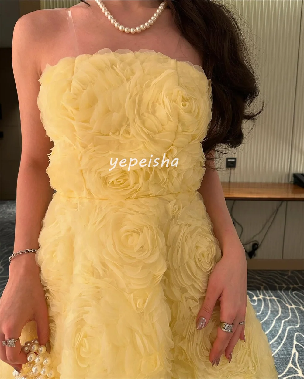 Robes mi-longues sans bretelles, personnalisées, classiques, plissées, fleurs froncées, ligne a, robes d'occasion sur mesure, mode de haute qualité
