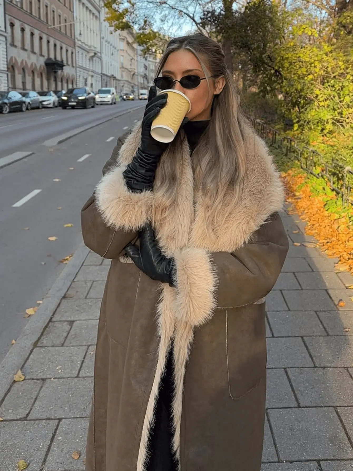 Women Reversible Faux Shearling Long Coat, Winter Thick Faux Fur Collar Warm Faux Suede Outerwear Oversized Pocket Trench Coat