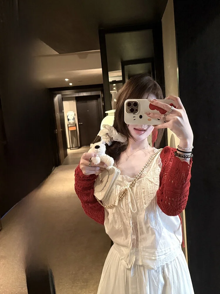 

Комплект NAOAO Лето 2025: Красный свитер с вышивкой и кружевной завязкой, длинный рукав, стандартный крой, женская модная одежда