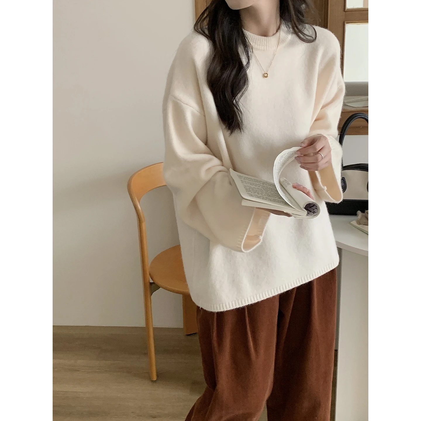 Herbst und Winter neuer fauler Windpullover Kaschmirpullover weiblich schlank lose große Version des lockeren weichen wachsarmen Rundhalspullovers