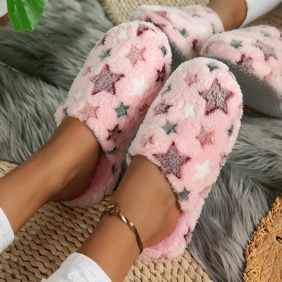 Indoor anti slip fuzzy slippers, cotton slippers for women in autumn and winter, warm home, anti slip thick soles for indoor cou