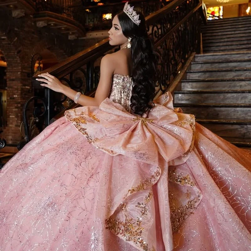 ที่กําหนดเองเงาสีชมพูปิดไหล่ Quinceanera ชุด Tull เลื่อม applique คริสตัลลูกไม้ vestidos de 15 Quinceanera ﻿