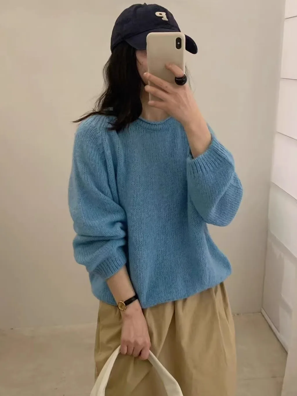 

Ladies Soft Sle Long Sve Knitted Sweater with Cuffed Ne Design Versatile Slimming Autumn Winter Faionable Top