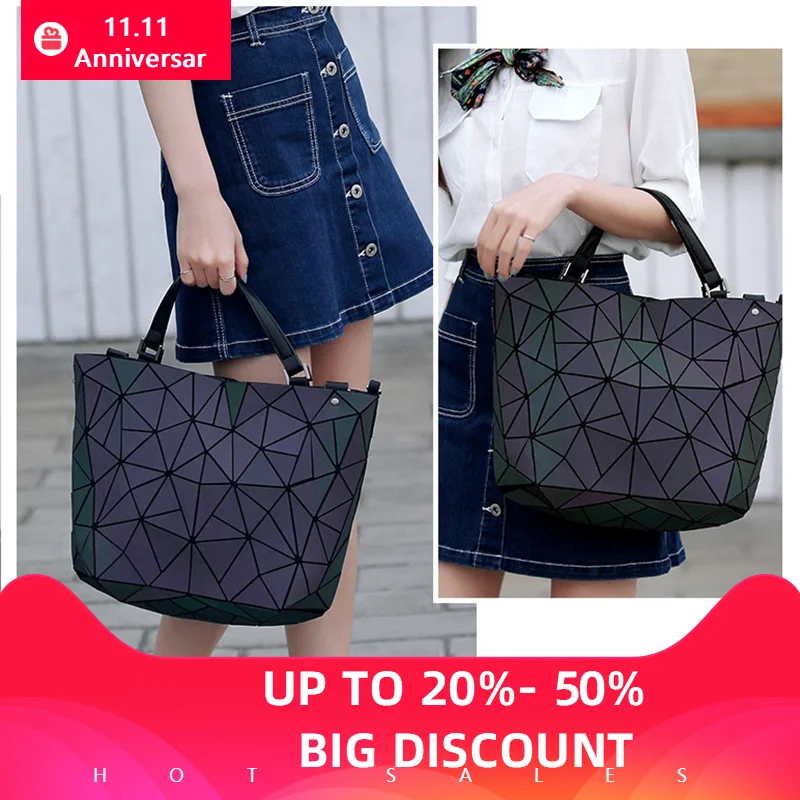 HOT Women\'s Luminous Bag Geometry Lattic Handbag Quilted Folded Shoulder Crossbody Bags Hologram Laser Arm Bags Geometric INS