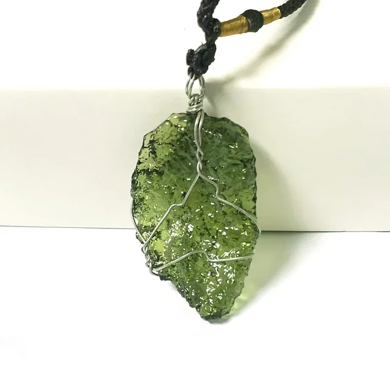 Czech Meteorite Energy Gemstone Women Jewelry Gift Glass Necklace Green Stone Moldavite Pendant Healing Stone