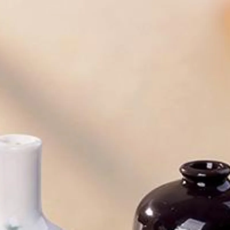 8Pcs Mini Vase Resin Figurine Imitation Porcelain Bottle Creative Micro Landscape Ornament DIY Home Desktop Decor Accessories