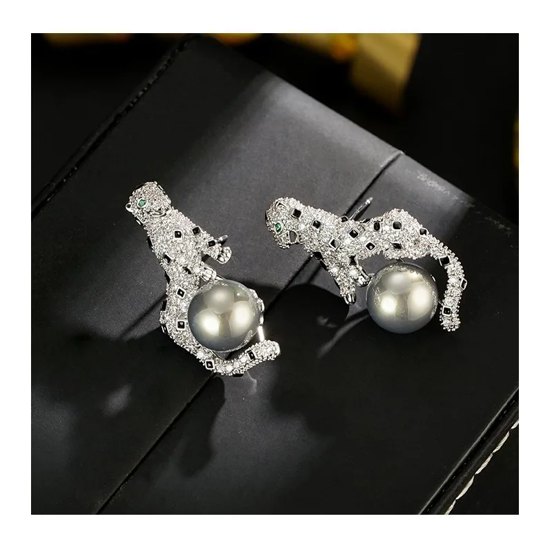 

Cartoon Leopard Earrings Super Flash Exquisite Design Sense Internet Celebrity Spots Sweet Cute Animal Cat Leopard Print Stud Ea
