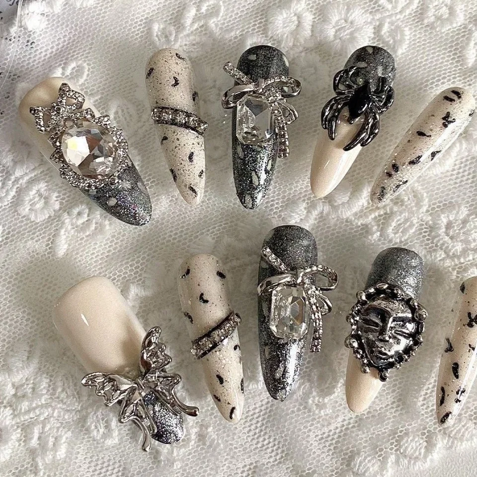 10 piezas de uñas postizas almendradas hechas a mano, hermosas uñas artificiales, color blanco lechoso con diseño de mariposa, adecuadas para mujeres 2