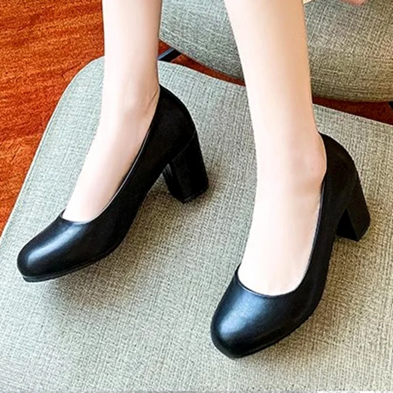 حذاء ONE PUNCH MAN Tatsumaki مصنوع يدويًا من الجلد الصناعي